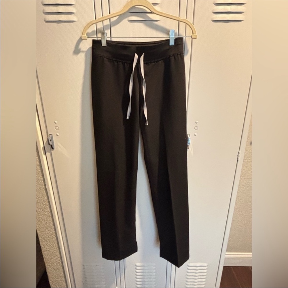 Figs Livingston Scrub Pants